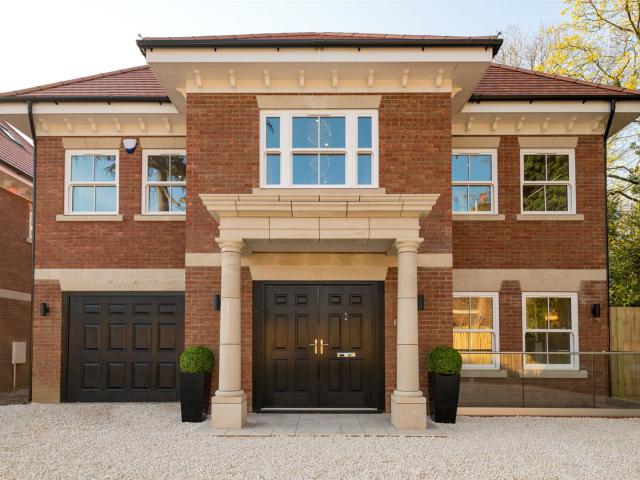 House for rent in Cockfosters, Greater London