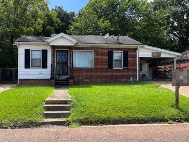 House for sale in Grenada, Mississippi