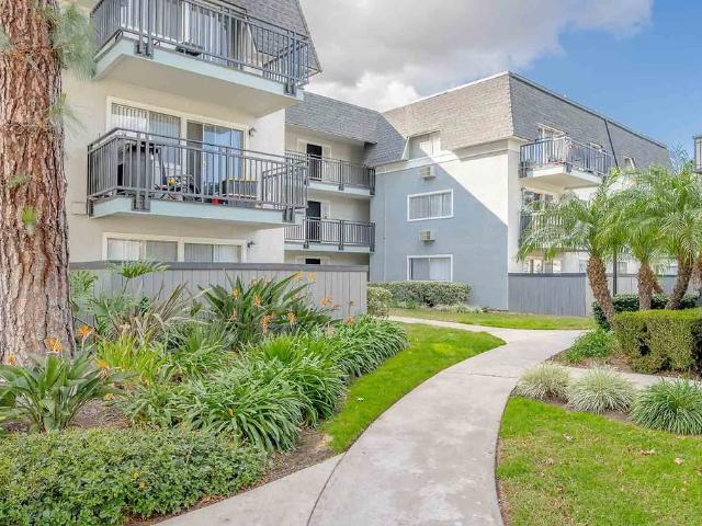 Apartment for rent in Santa Ana, California