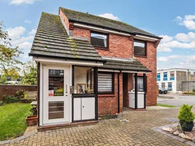 House for sale in Row Town, Surrey