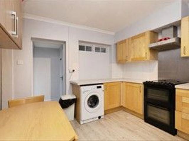 Room for rent in Ewens Farm, Golden Valley