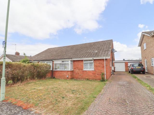 House for rent in Studlands Park, West Suffolk