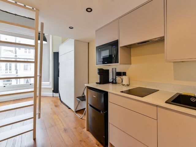 Studio for rent in London Borough of Hammersmith and Fulham, Greater London