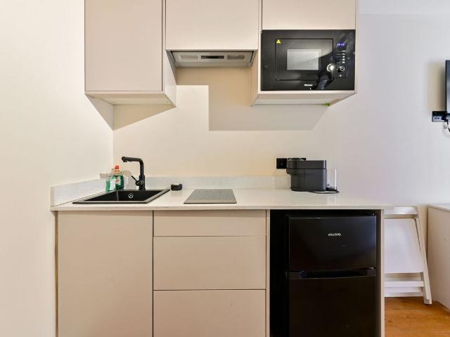 Studio for rent in London Borough of Hammersmith and Fulham, Greater London