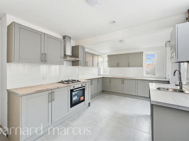 House for rent in London Borough of Croydon, Greater London