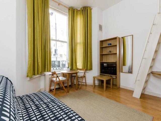 Studio for rent in West Kensington, Greater London