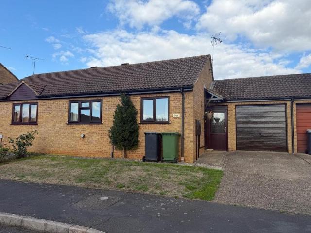 House for rent in Earls Barton