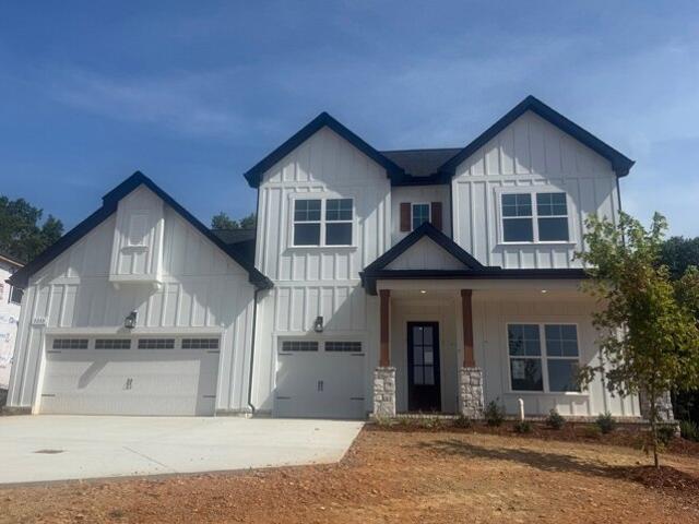 House for sale in Fairview