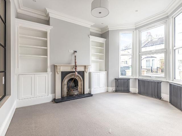 House for rent in London Borough of Lewisham, Lower Sydenham