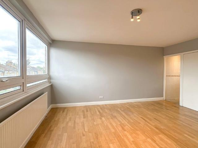 Apartment for rent in London Borough of Lewisham, Lower Sydenham