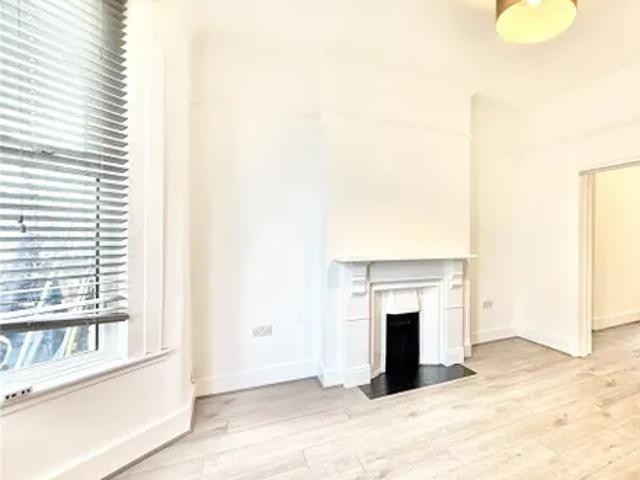 Apartment for rent in London Borough of Lewisham, Lower Sydenham