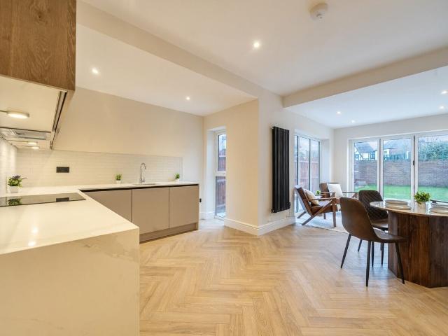House for rent in London Borough of Lewisham, Lower Sydenham