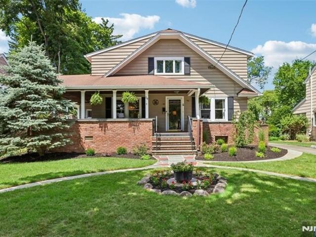 House for sale in Ho Ho Kus, New Jersey
