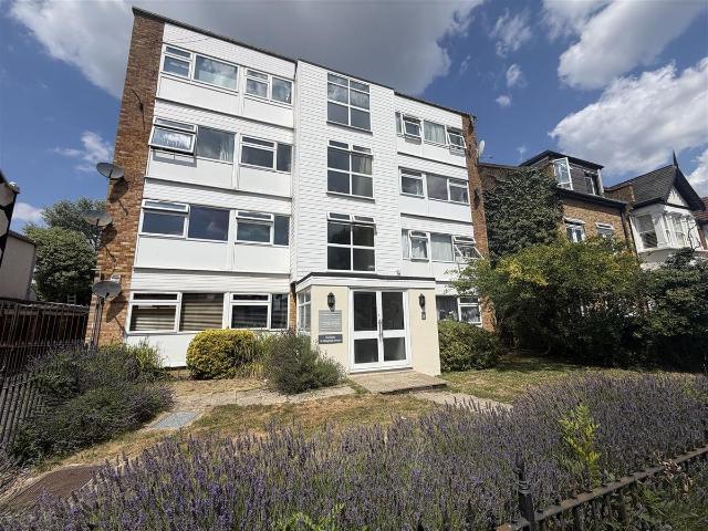 Apartment for rent in Chingford, Greater London