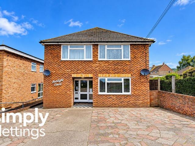 Studio for rent in Telscombe Cliffs, Lewes