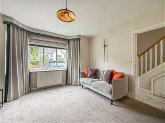 House for rent in Hatching Green, Five Acres