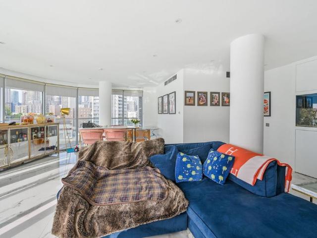 House for rent in Blackwall, Greater London