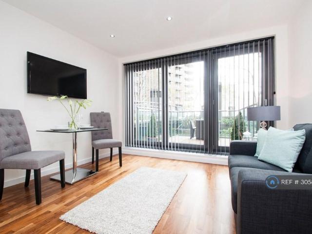Apartment for rent in New Providence Wharf, Greater London