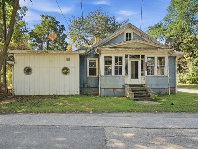 House for sale in Hampden, Massachusetts