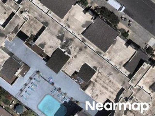 Condo for sale in Oakland, California