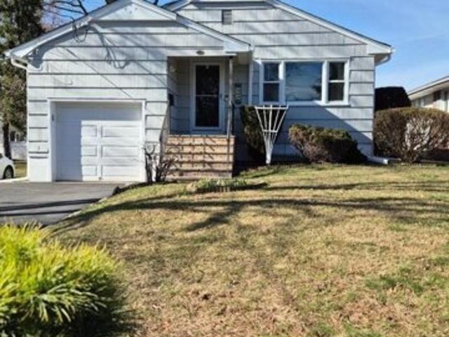 House for sale in Avon Park, South Plainfield