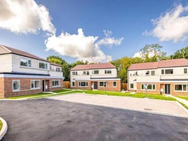 House for sale in Surrey