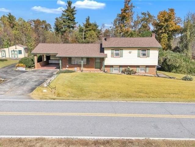 House for sale in Millers Creek, North Carolina