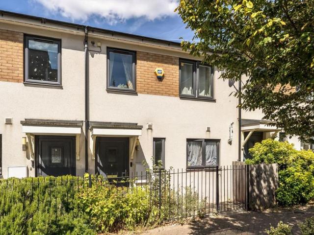 House for rent in East Greenwich, Greater London
