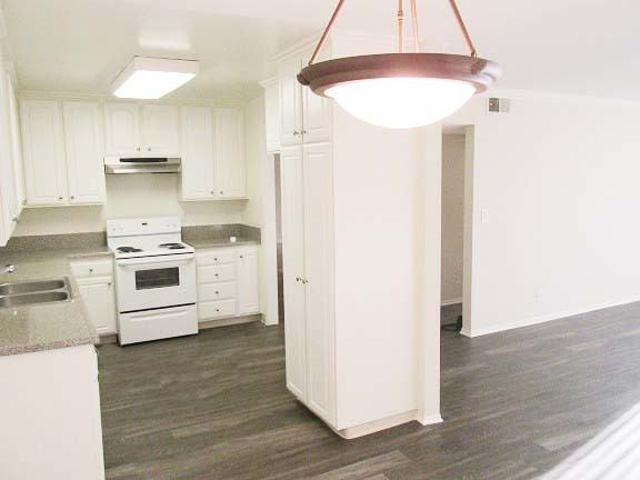 Apartment for rent in West Arcadia, Arcadia