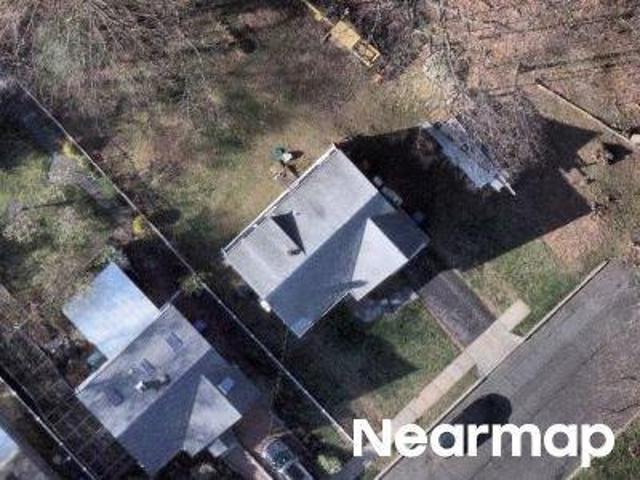 House for sale in Avenel, New Jersey