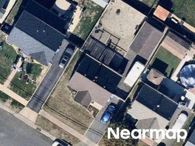 House for sale in Middlesex, New Jersey