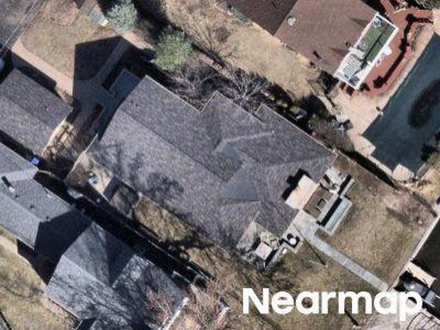 House for sale in Mchenry, Illinois