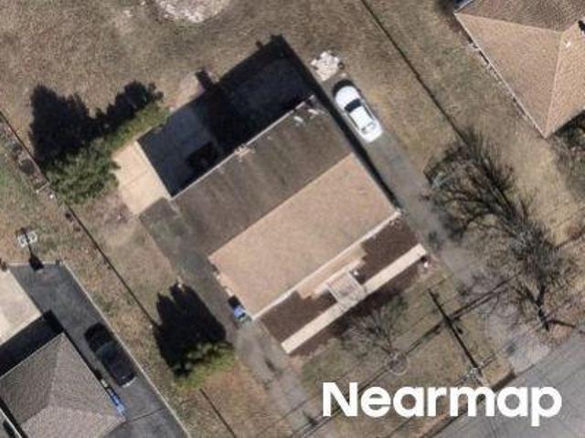 House for sale in Edison, New Jersey