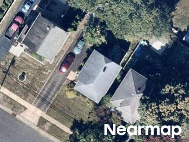 House for sale in Middlesex, New Jersey