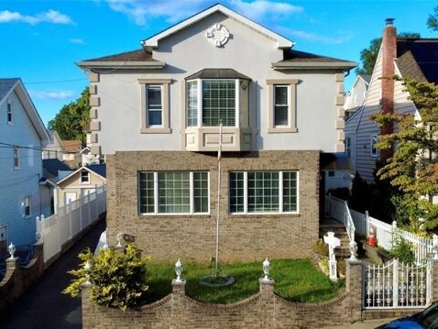 House for sale in Bogota, Bergen County