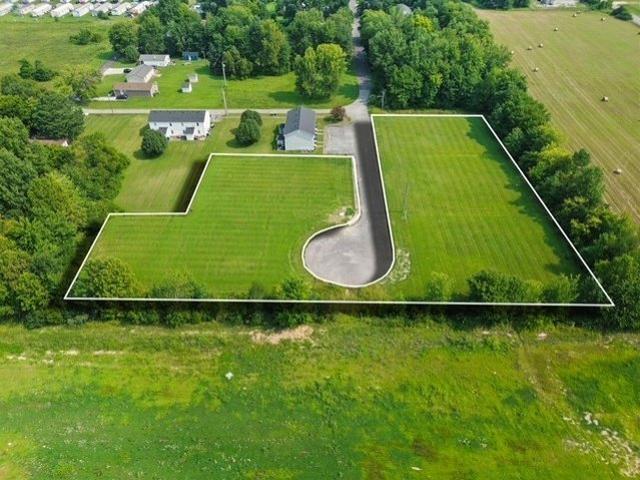 Land for sale in Simpson, Kentucky