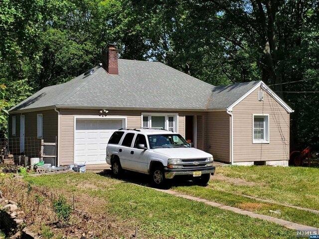 House for sale in Hillsdale