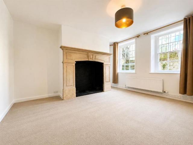 Apartment for rent in Golden Valley, Gloucestershire