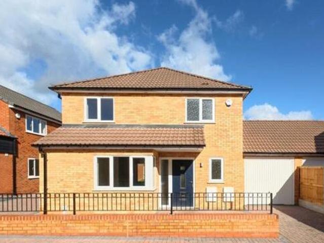 House for sale in Barling