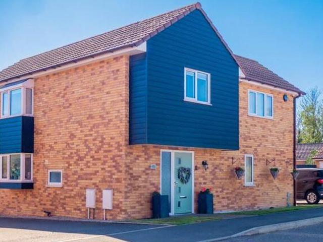 House for sale in Barling