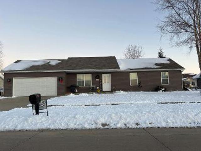 House for sale in Manchester, Iowa