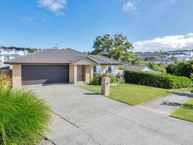House for rent in Wairau Valley