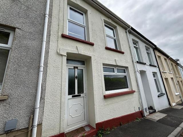 House for rent in Vaynor, Wales