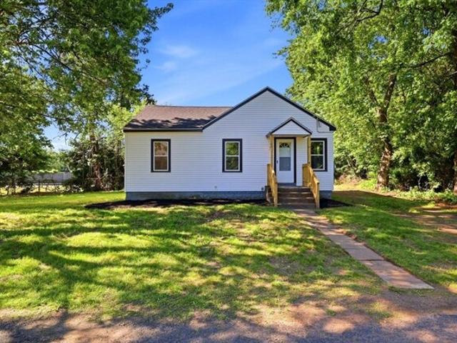 House for sale in Hampden, Massachusetts