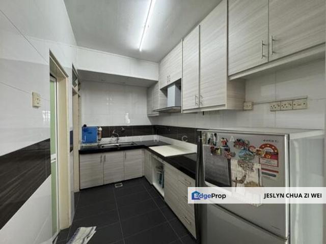 Condominium for sale in Petaling, Subang Jaya