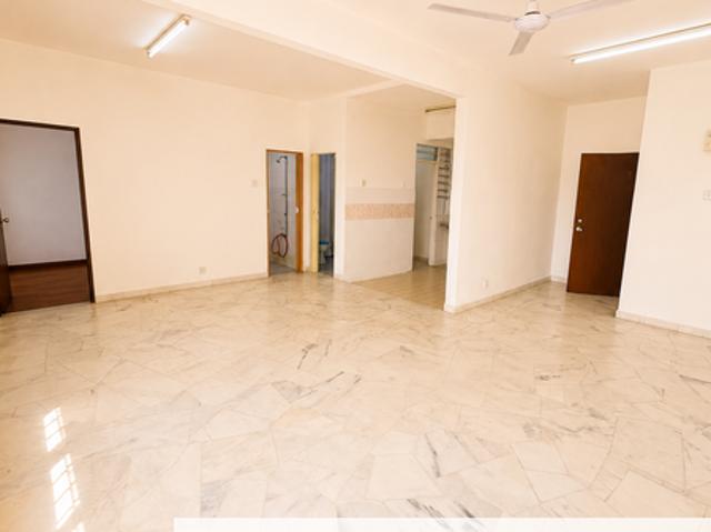 Condominium for sale in Petaling, Subang Jaya