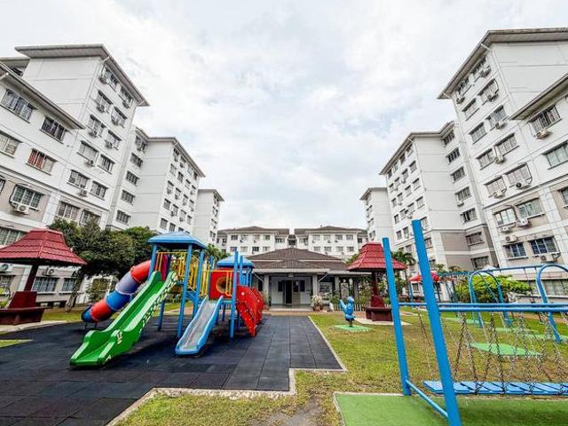 Apartment for sale in Petaling, Subang Jaya