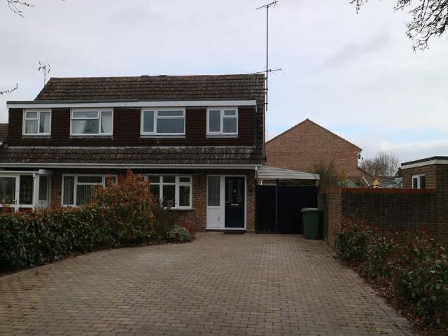 House for rent in Oversley Green, Stratford-on-Avon