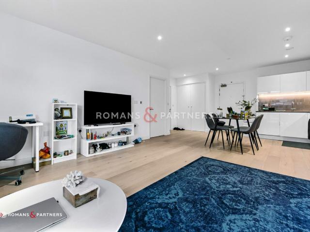 House for rent in Royal Wharf, Greater London