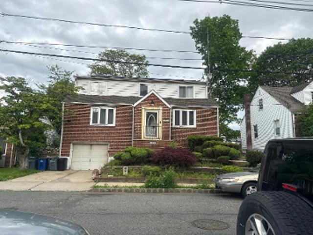 House for sale in Belleville, Essex County